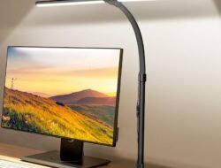 Lampu LED Meja Servis: Cahaya yang Tepat untuk Pekerjaan yang Tepat